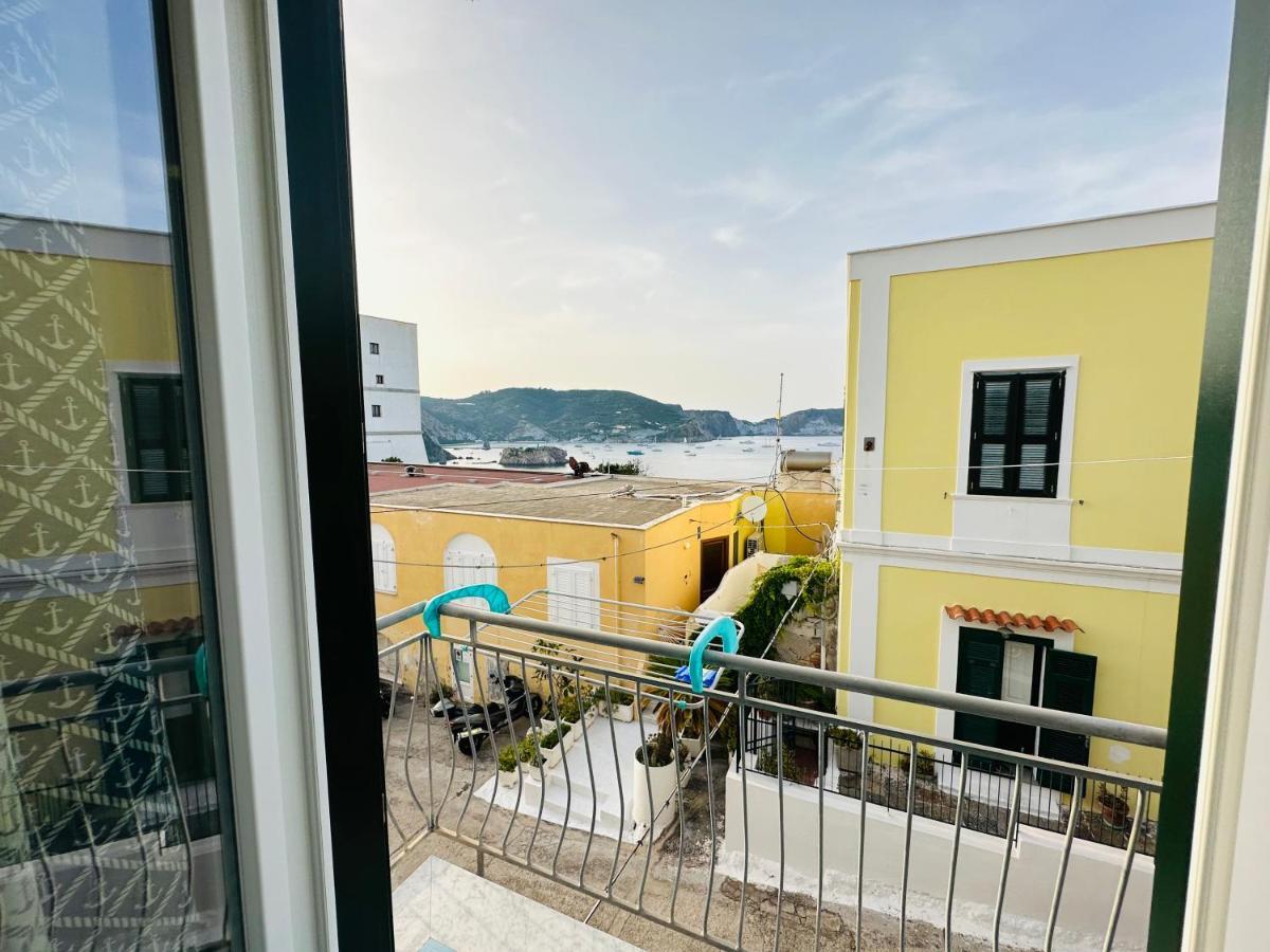 Sky Ponza - Immobilevante Luaran gambar