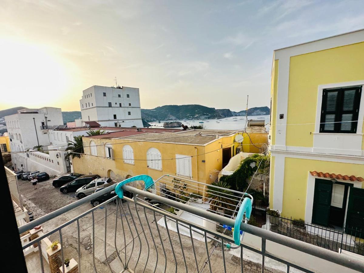 Sky Ponza - Immobilevante Luaran gambar