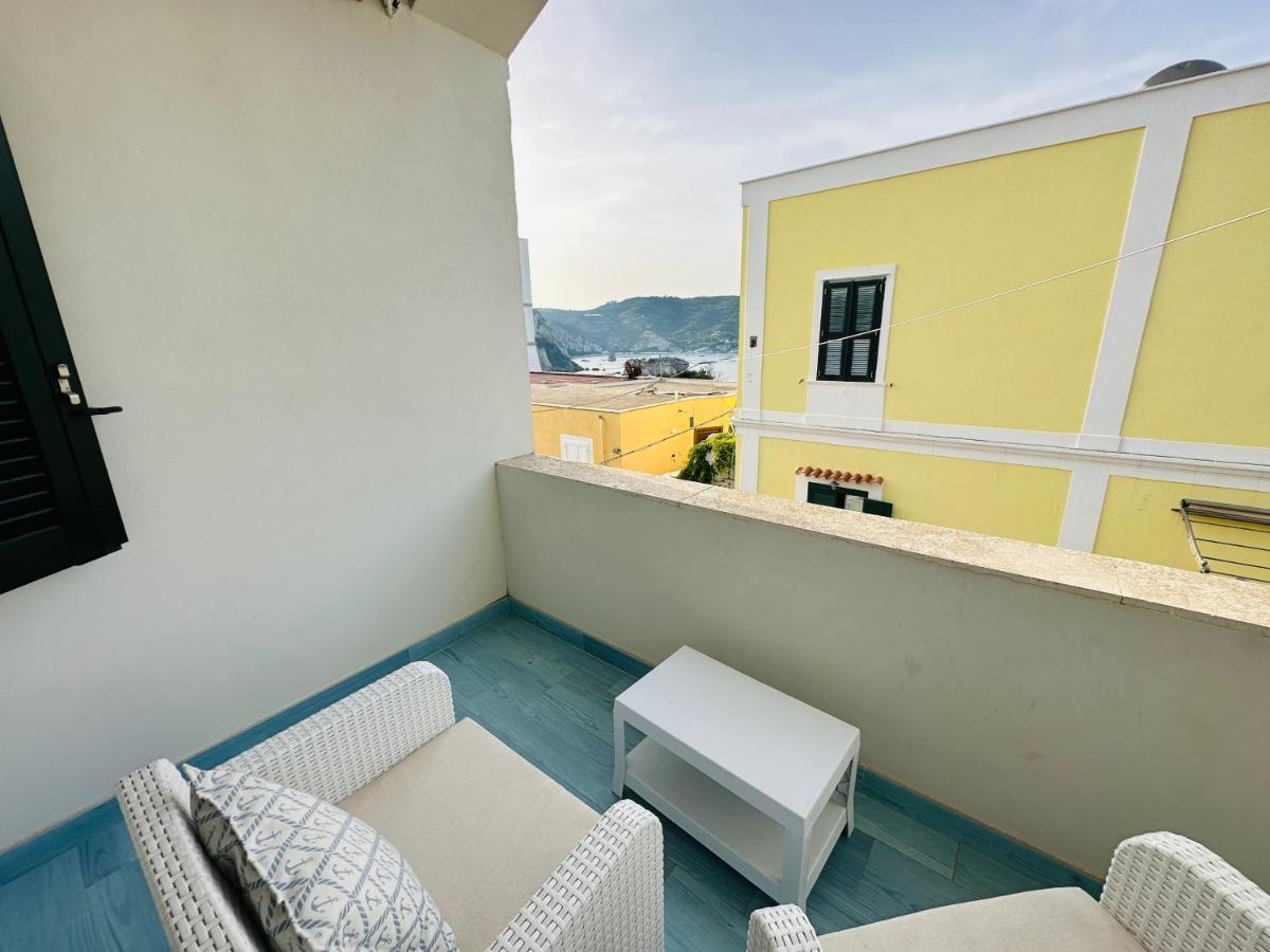 Sky Ponza - Immobilevante Luaran gambar